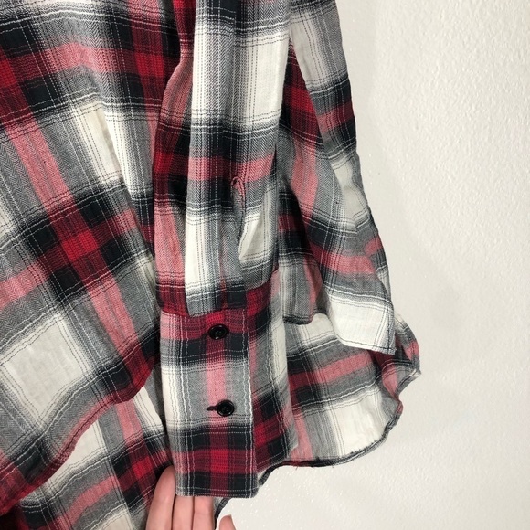 Zara Oversized Keyhole Plaid Top - Picture 5 of 9
